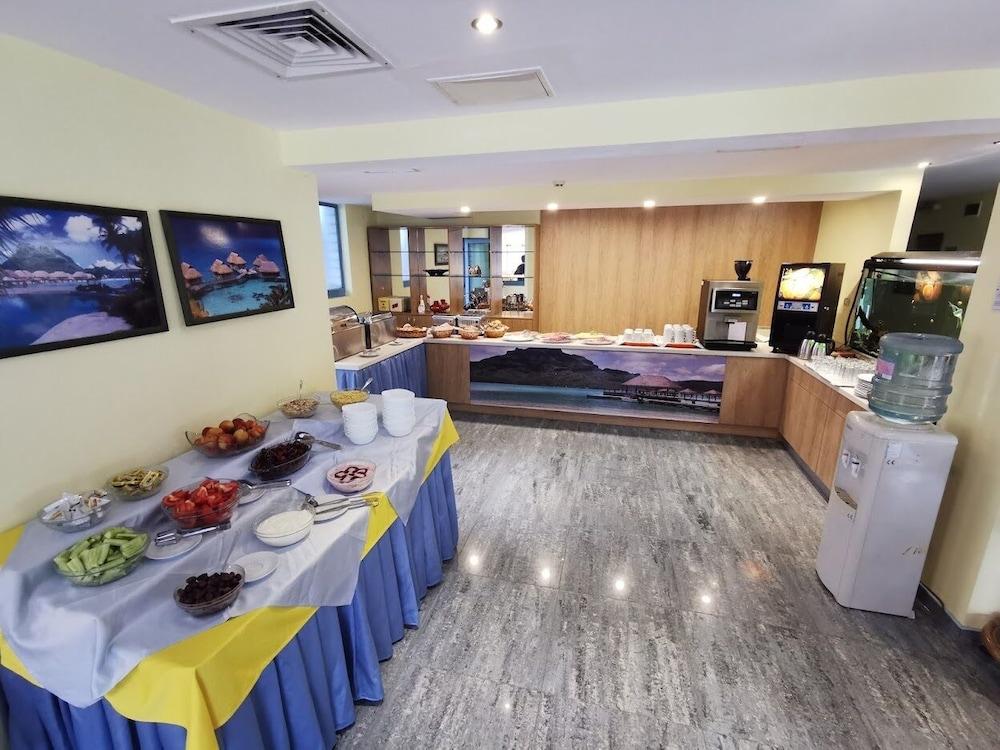 Bora Bora Hotel Sunny Beach