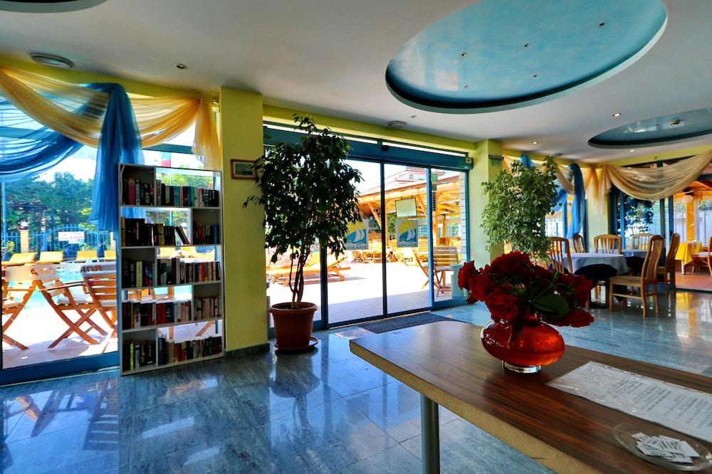Hotel Bora Bora Słoneczny Brzeg