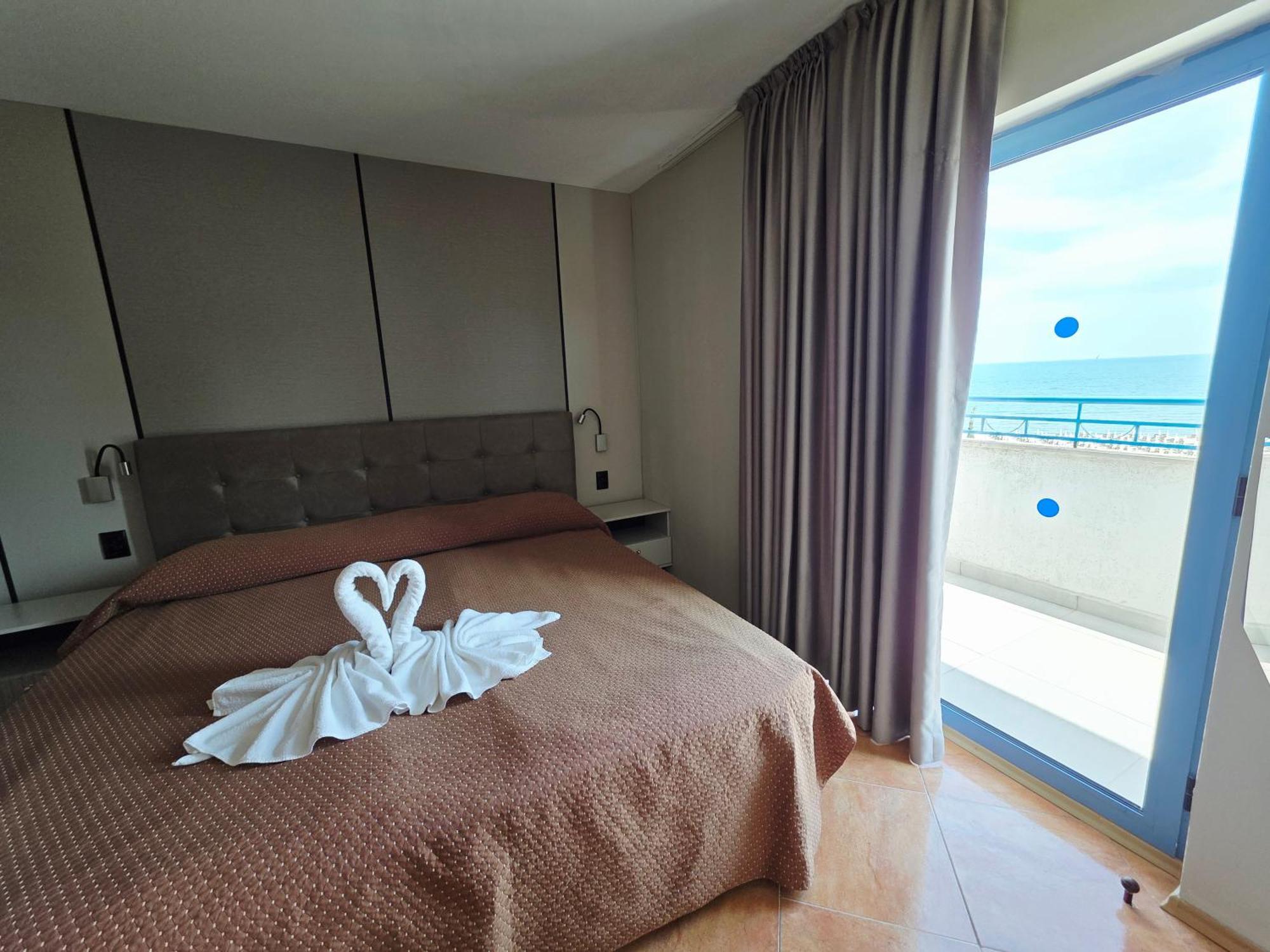 Hotel Bora Bora Słoneczny Brzeg